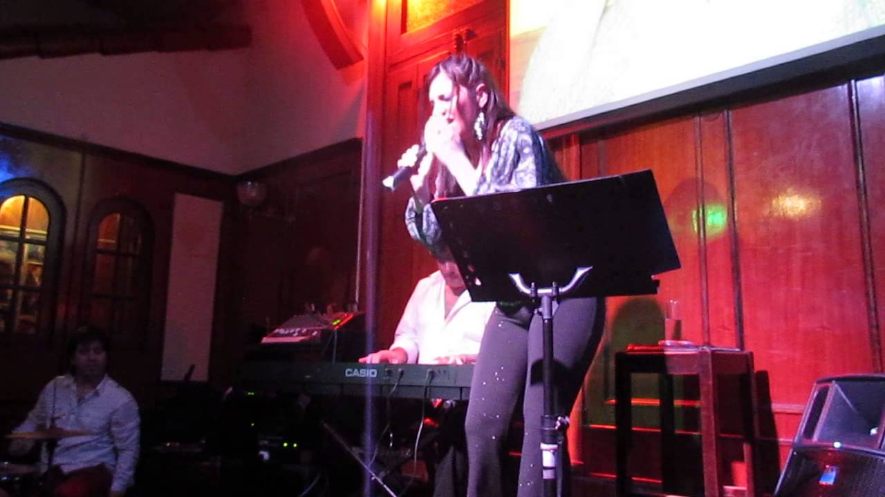ROMINA PUGLIESE/ TODO ME RECUERDA A TI/ (Adriana Cama&ntilde;o)