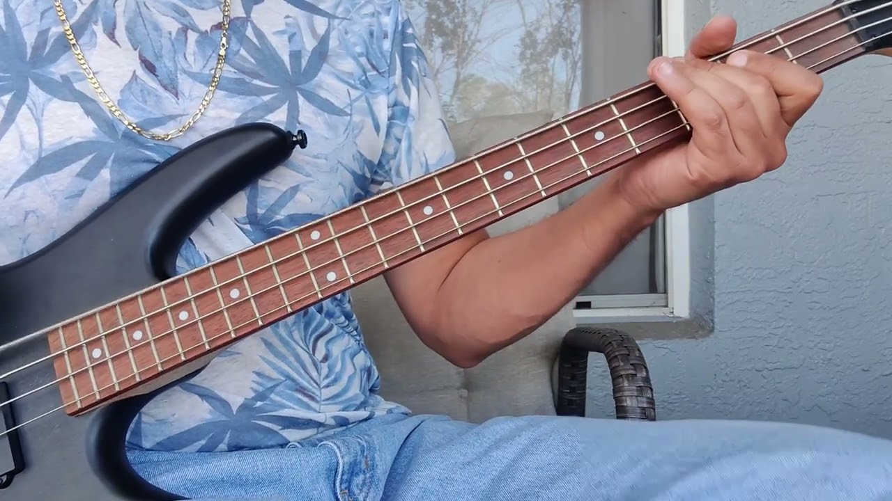 G blues shuffle bass