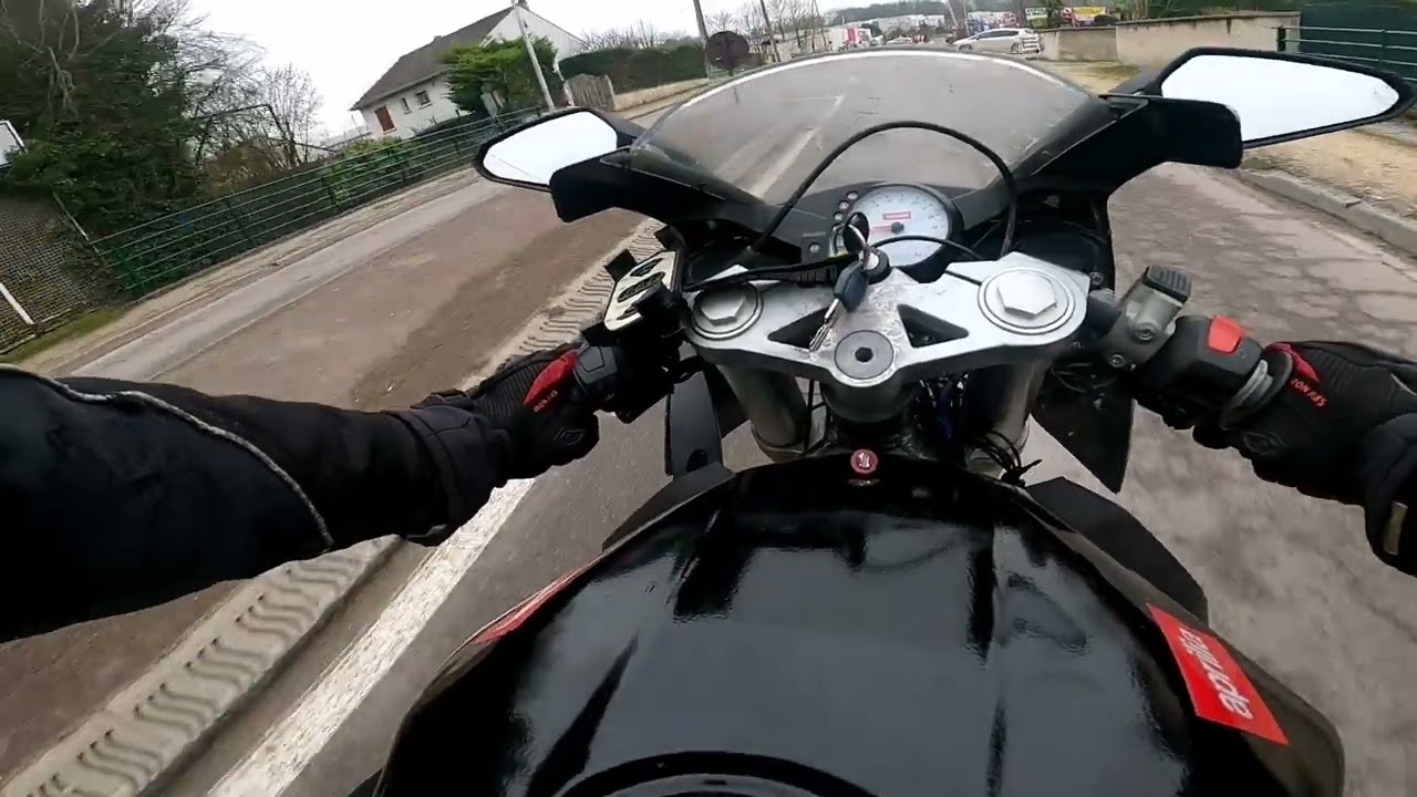 PETIT TOUR EN DERBI GPR 80 TOP PERF (rodage)