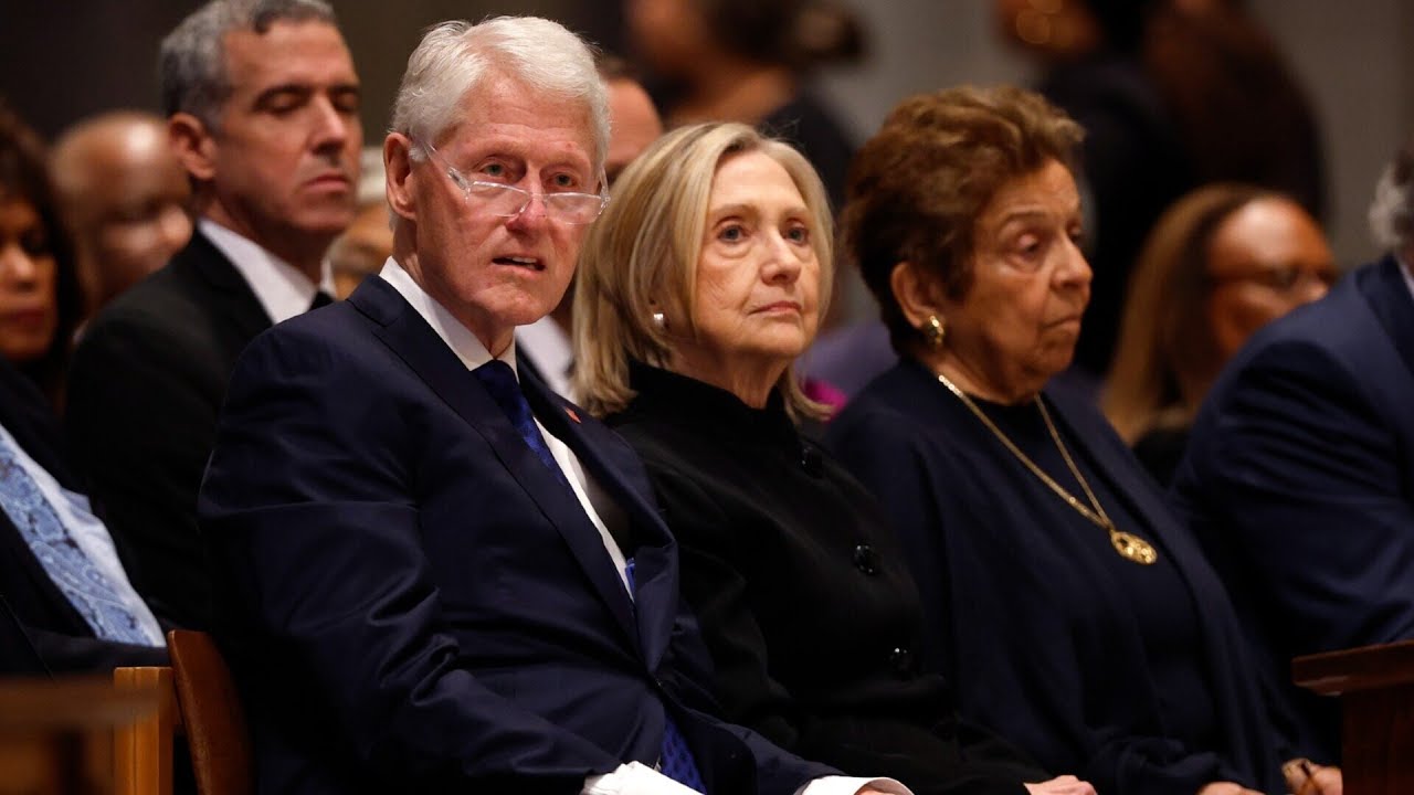 'Will be a media spectacle’: Clintons ‘changing their tune’ amid Epstein links