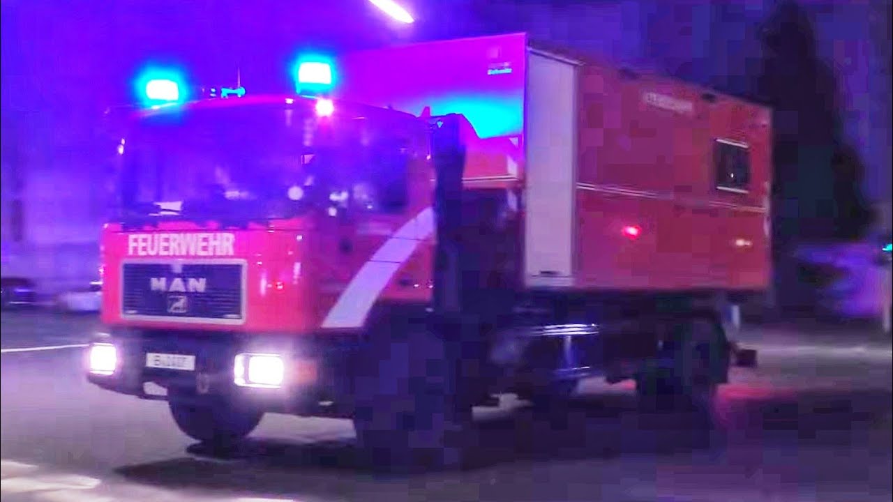 [🚨 AUSNAHMEZUSTAND - SILVESTER 🎆] Einsatzfahrten 》4×WLF, 2×ELW2 uvm. || Berliner Feuerwehr & Polizei