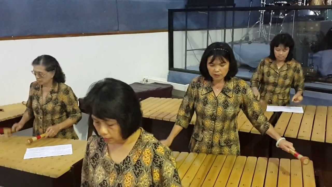 Kolintang KPI Alef Taw lagu tiap langkahku dan Toda Raba