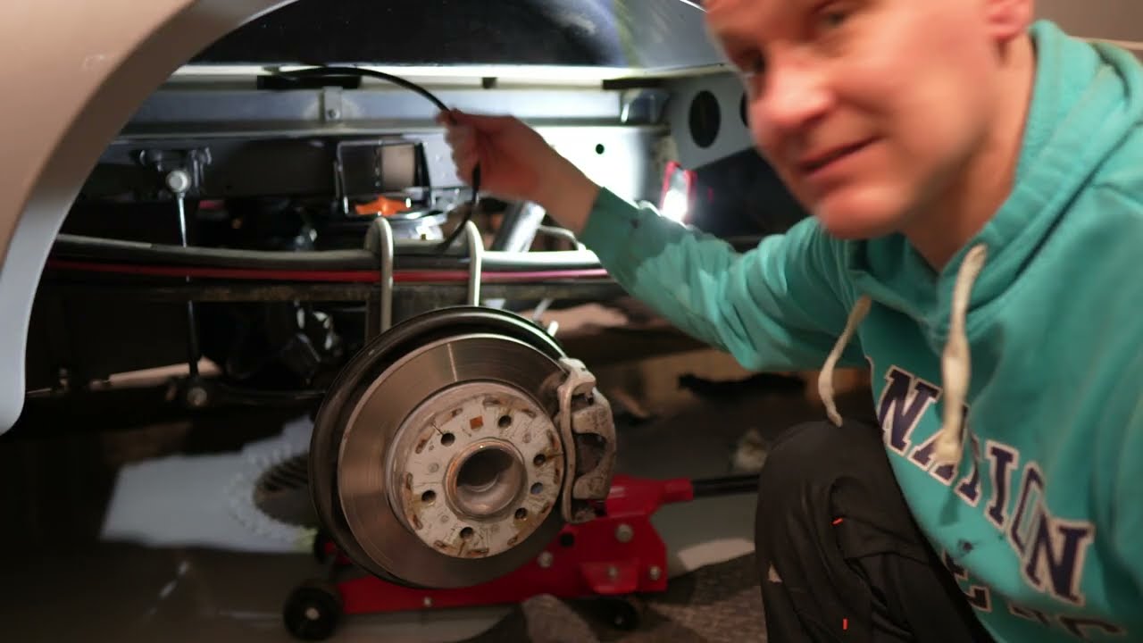 Asensin itse lisäilmajousisarjan matkailuautoon