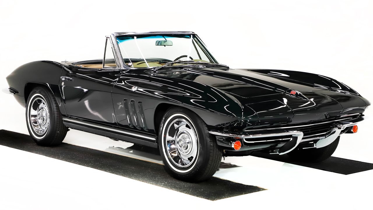 Chevrolet Corvette 1965 года продаётся в Volo Auto Museum (V22067)