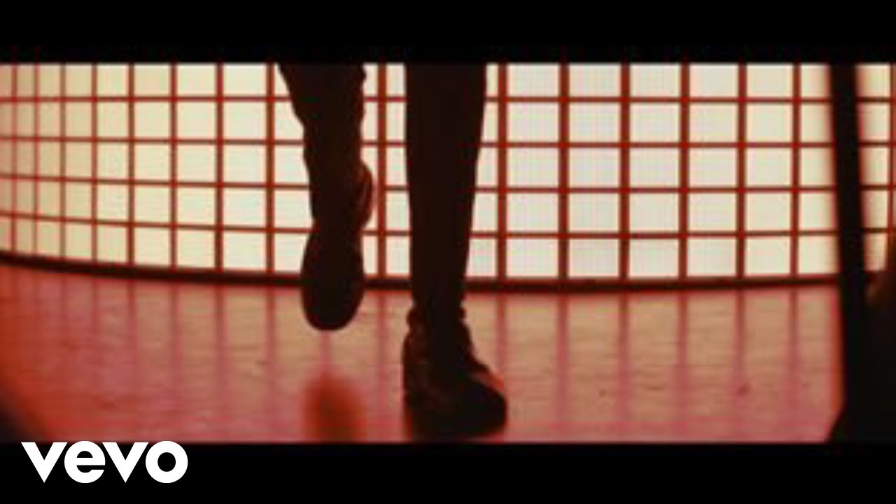 The Killers - Miss Atomic Bomb (Tour Video)