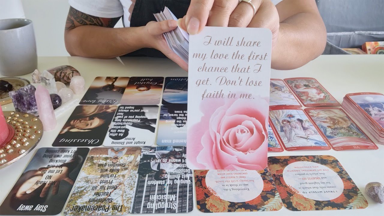 // Pick A Crystal ~ 🌟💌 Channelled Messages From Your Person 💌🌟