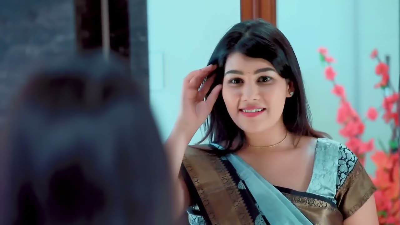 Taraತನ್ನ ಮನೆಯಲ್ಲಿ Kaminiಯನ್ನು ನೋಡಿ ಆಶ್ಚರ್ಯ ಪಡುತ್ತಾಳೆ | Kamali | Full Ep. 584 | ZEE Kannada