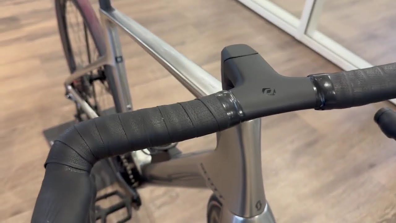 Scott Fastlane Premium 2026 E-Road Bike - First Look!