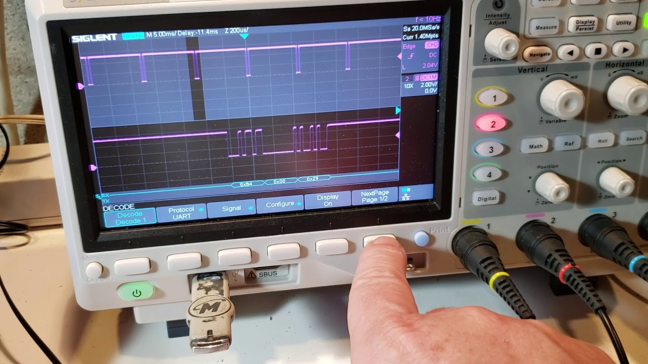 Siglent SDS 1104X-E Oscilloscope - Serial Data Decoding