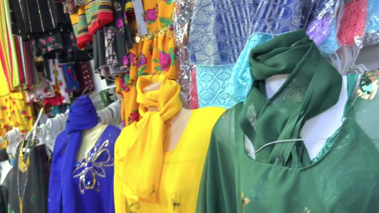 جولة من مدينة جدة البلد 🇸🇦 عبايات بسعر الجملة ماشاءالله