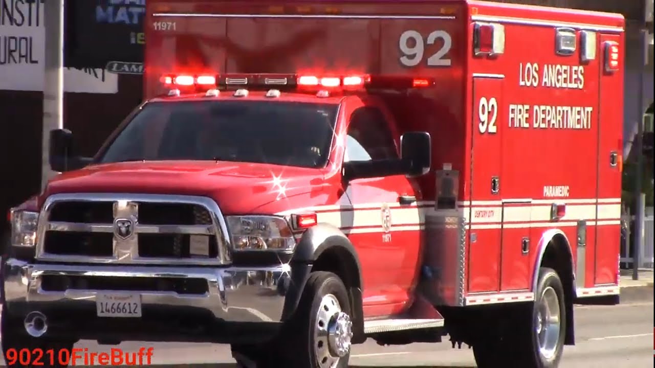 LAFD Rescue 37 & Rescue 92 Responding