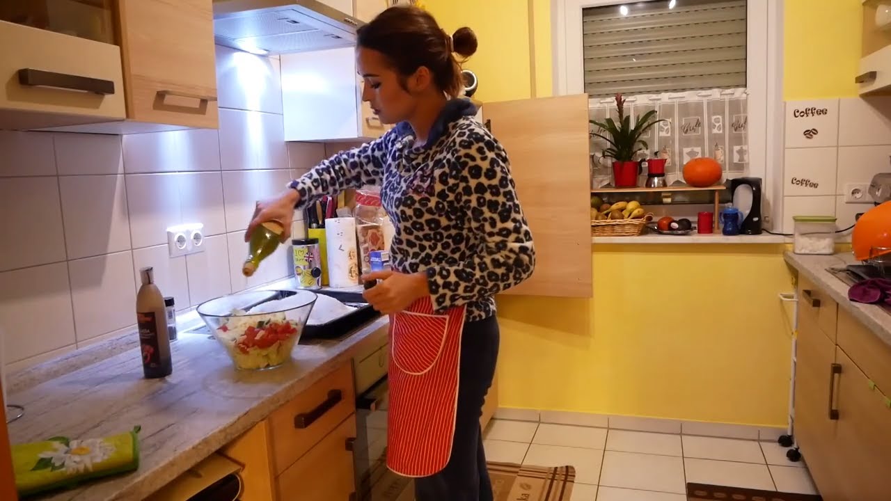 بعد نهاري المرون شوفو مسائي بعد العودة الى البيت😩حضرت سمك مدفون لذيذ جدا /طاولة عشاء إيطالية