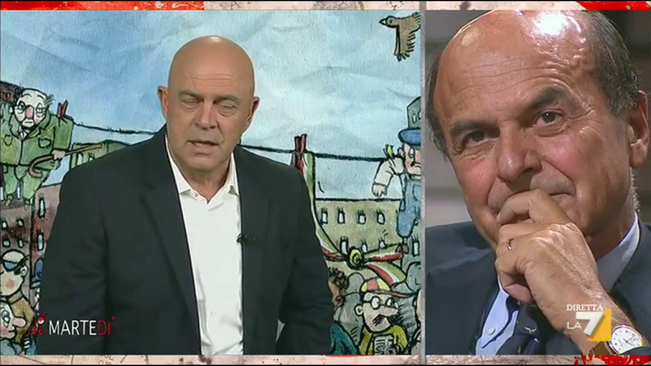 Copertina di Crozza: A Roma M5S passato da ‘Onestà, onestà’ a ‘Ndo sta? Ndo sta?'