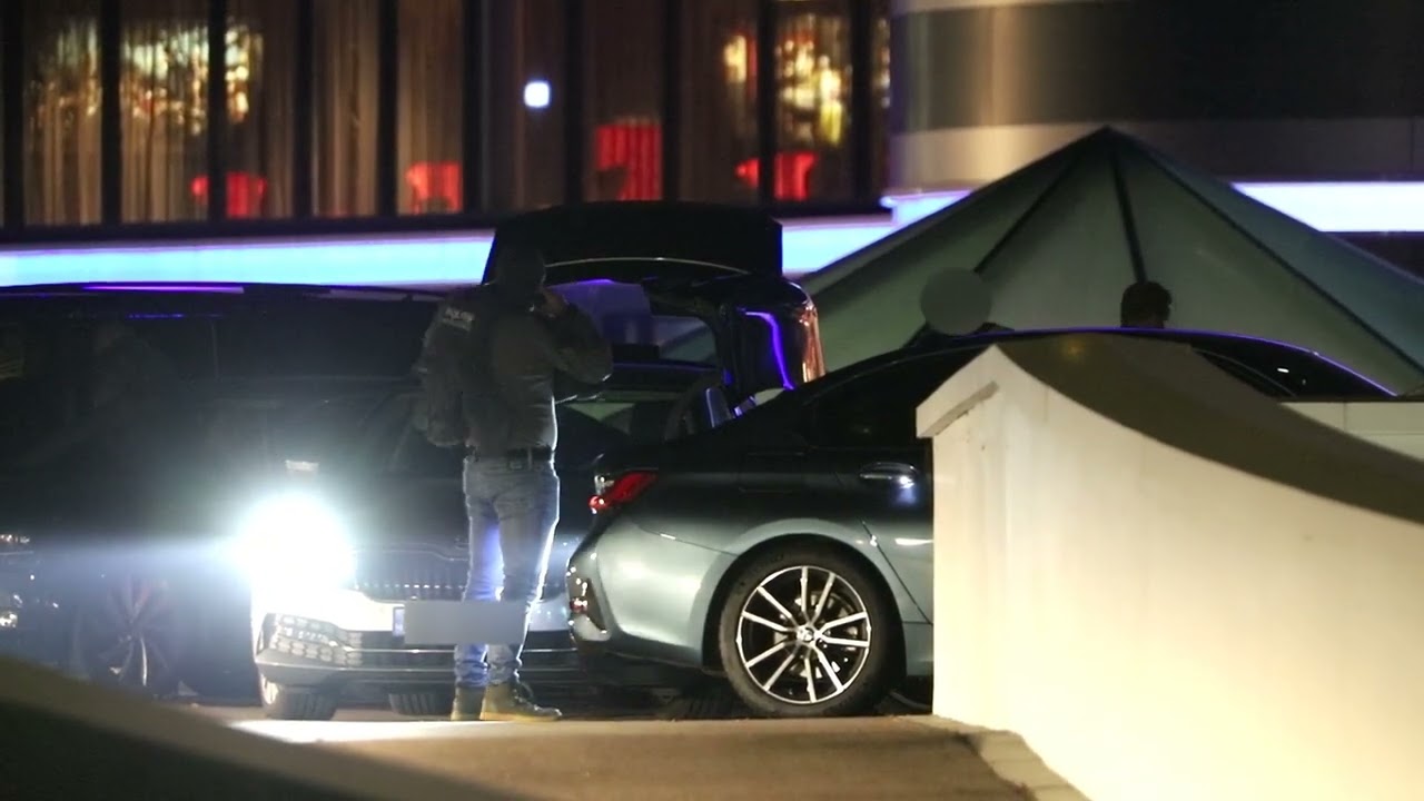 Grote anti-terreuroefening met Arrestatieteam in AFAS Theater - Leusden 31 10 2022