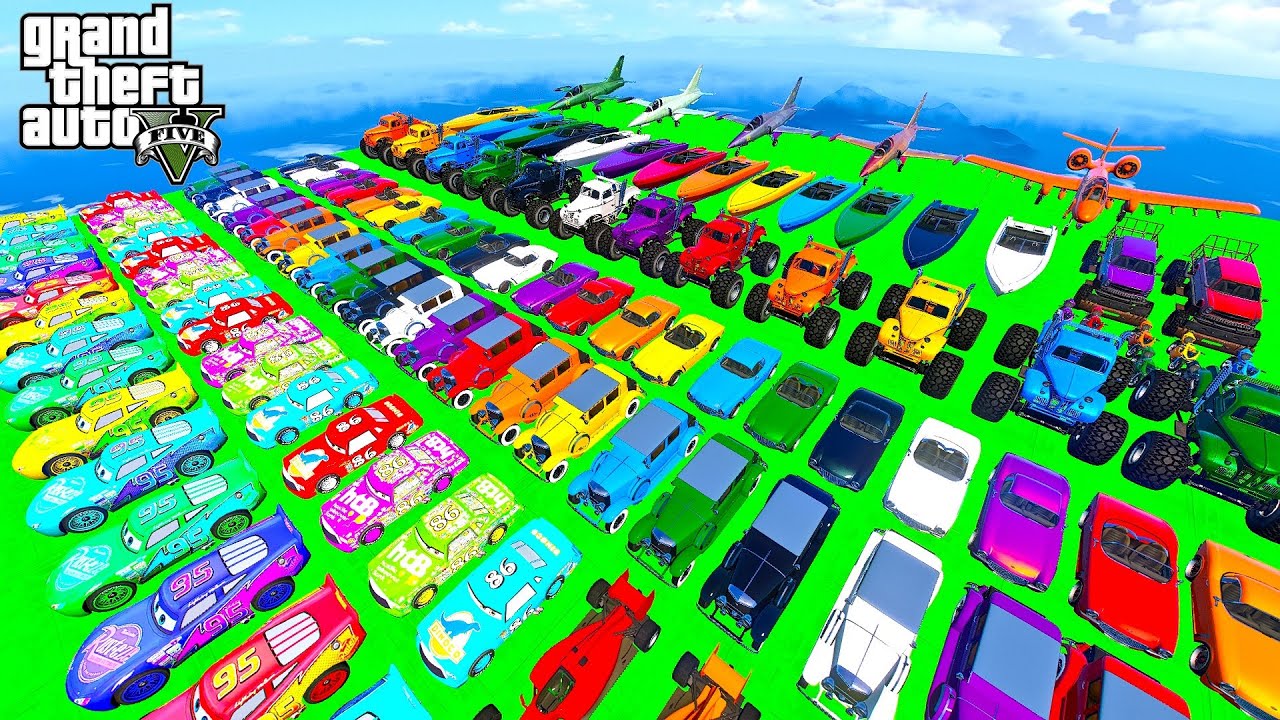 الأبطال الخارقين على دراجة نارية - Superheroes on a motorcycle ride on the stairs with sharks GTAV