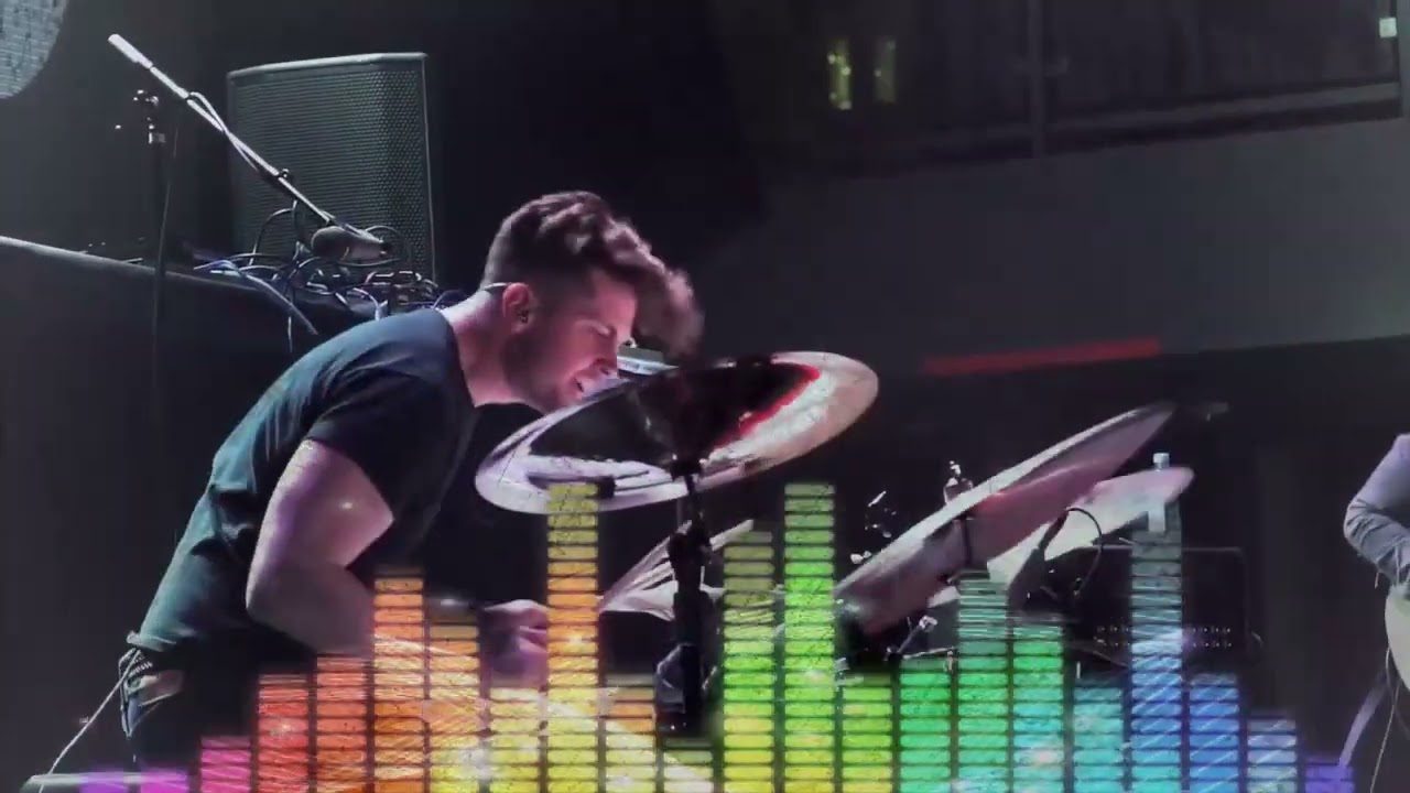Thunderous Riffs: A Rock Symphony of Raw Energy