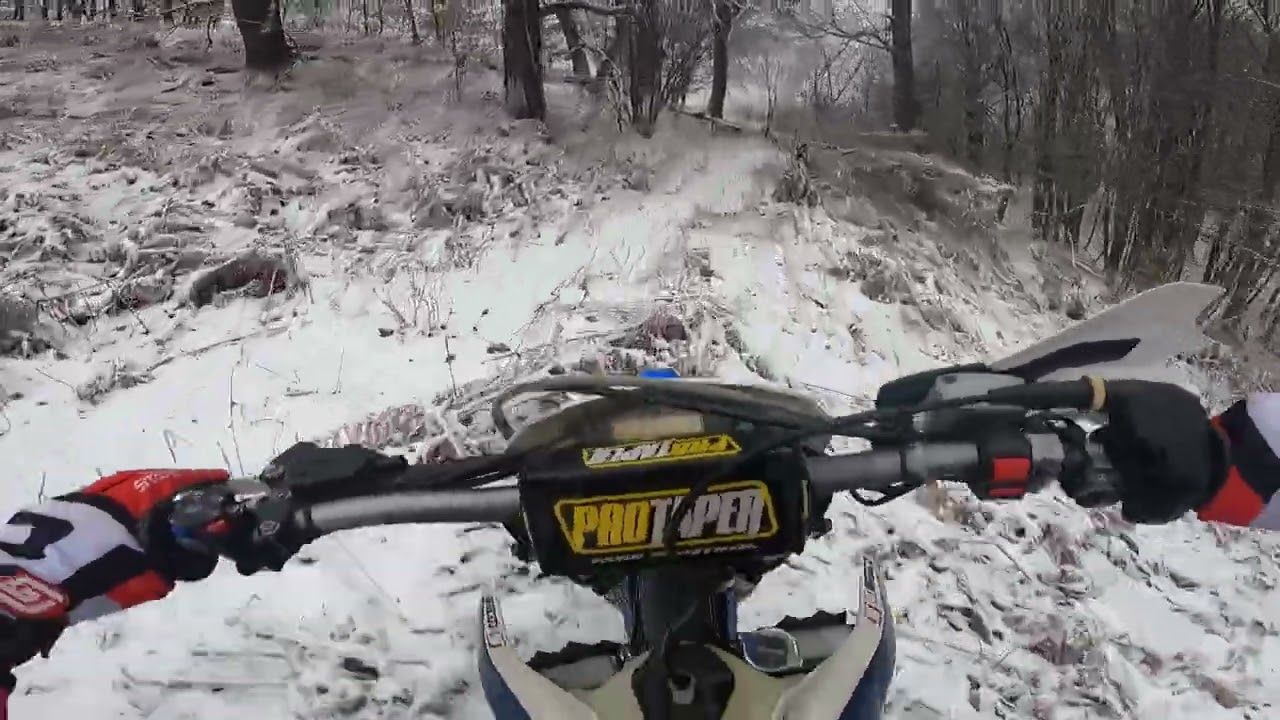 Husqvarna 250 2t Snow Ride |  Батерията падна, но кефът остана ❄️