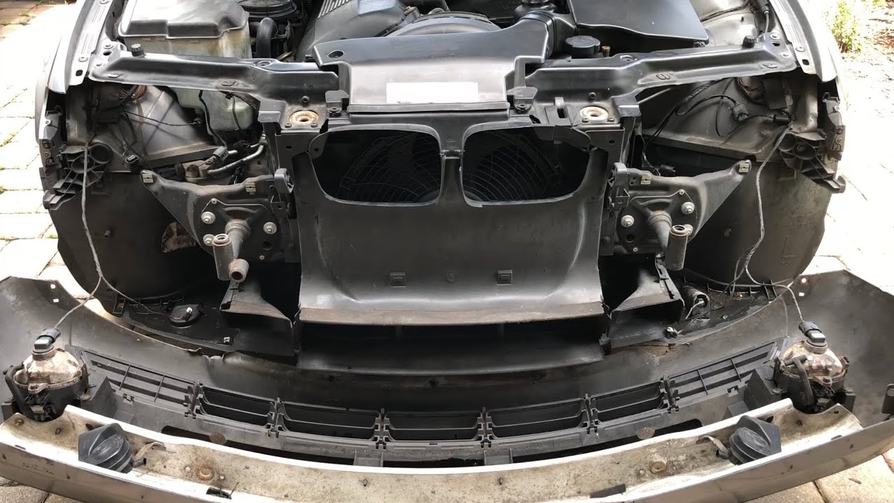 BMW E46: Как снять фары и передний бампер. 3 серия 325i 2005 318 320 323 325 328 330