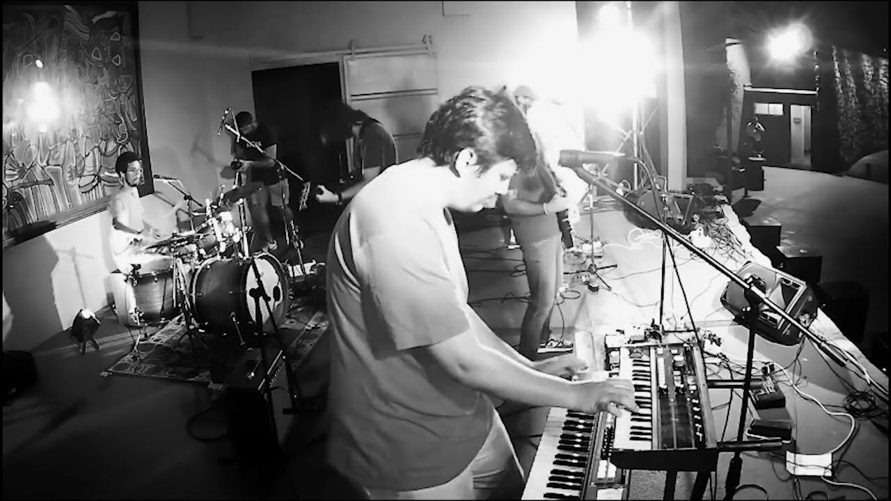 Los Discordinados - Lo Tengo que Demostrar (Para ser sincero) En vivo Festival Volcán