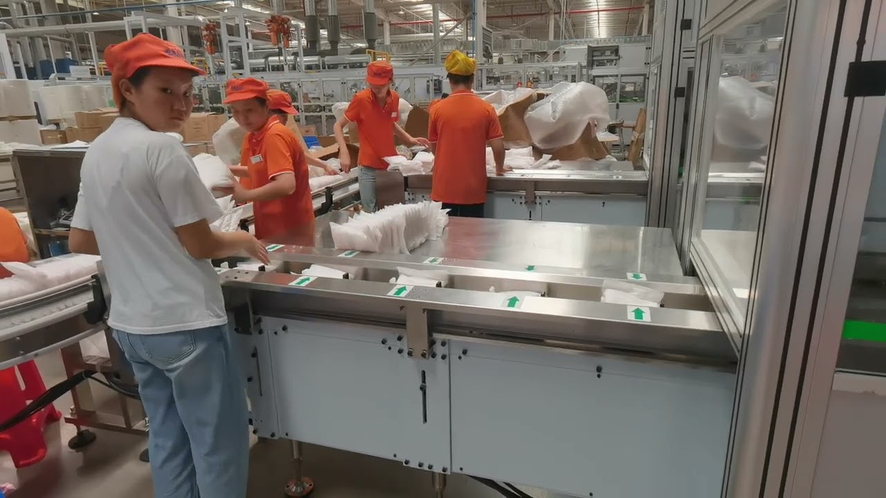 Semi-auto Lady Pants Packing Machine