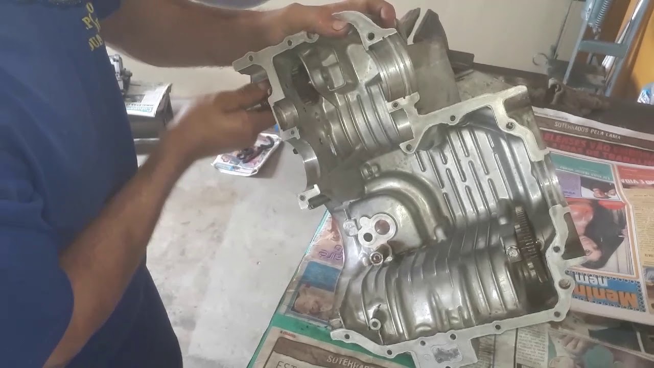 Montagem do motor da CB 400 parte 06, O eixo de partida a pedal ficou que ficou para trás