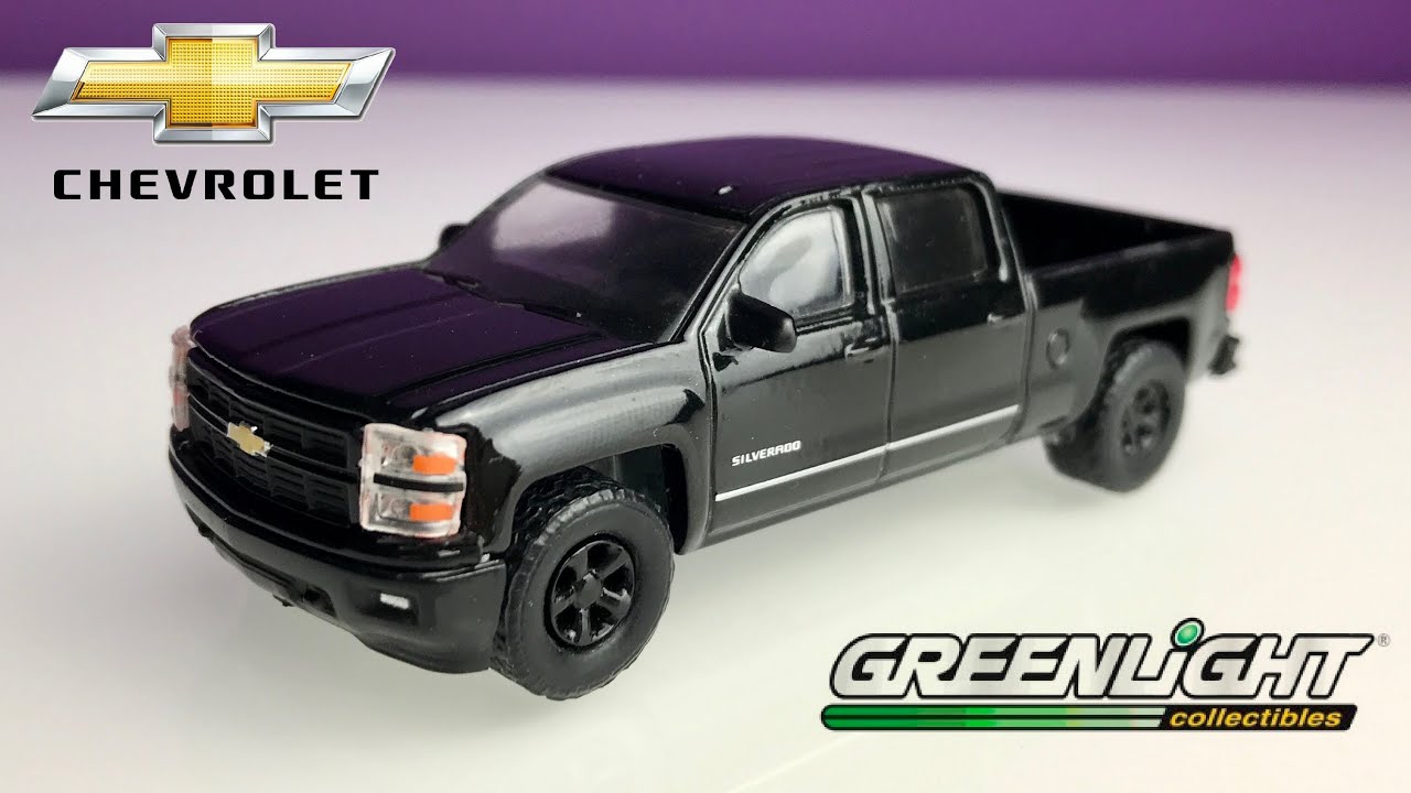 1:64 Chevrolet Silverado (2015) - Black Bandit Collection | Series 13 - Greenlight