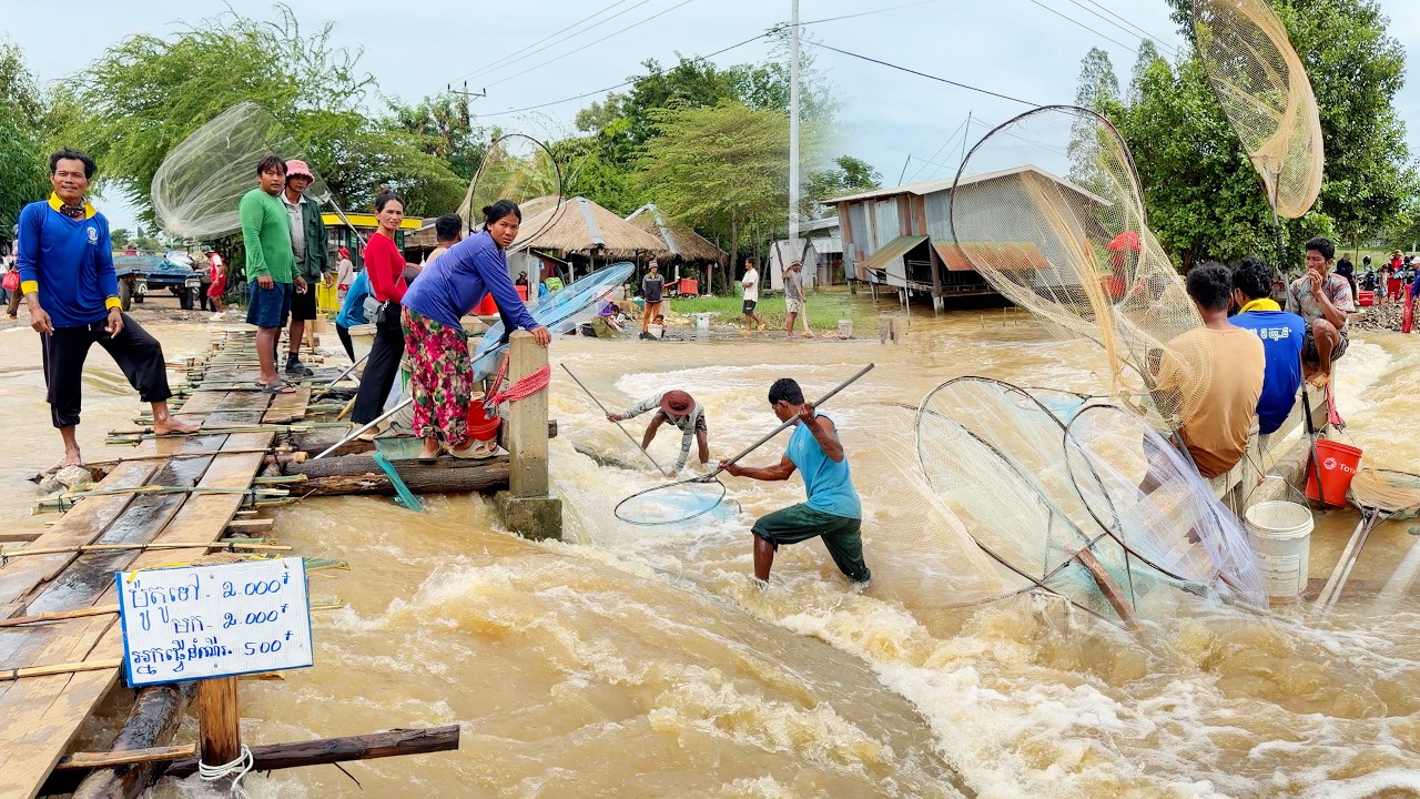 Commemorating the memories of the high water season and the fishing activities of the Khmer people