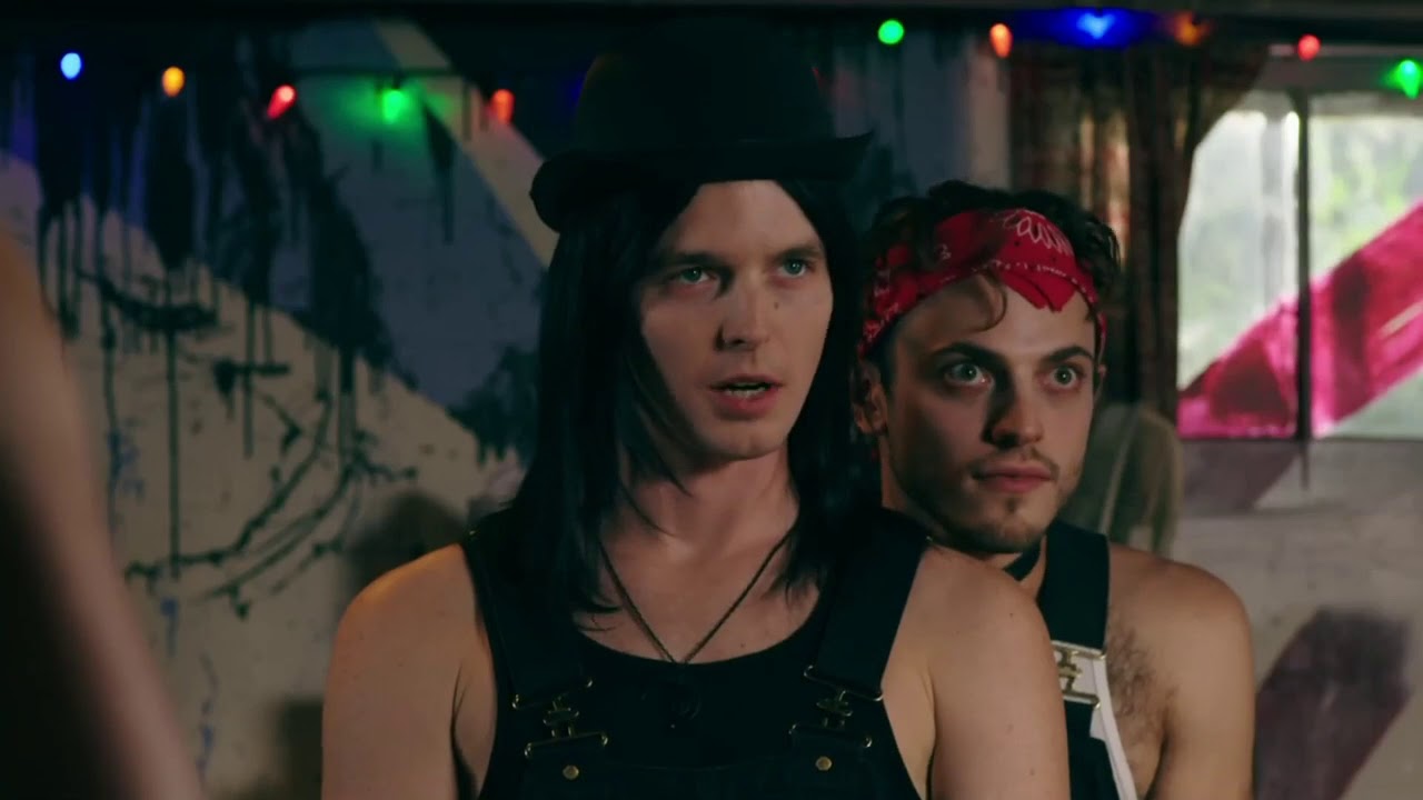Letterkenny - buying steroids