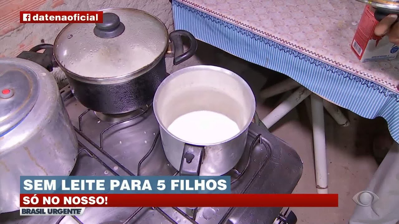 MISÉRIA: MÃE É OBRIGADA A ESCOLHER QUAL DOS 5 FILHOS VAI TOMAR LEITE