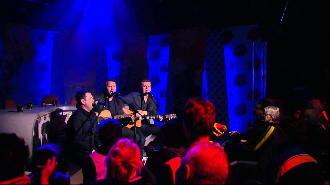 Phil Walley-Stack performs live on the Marngrook Footy Show