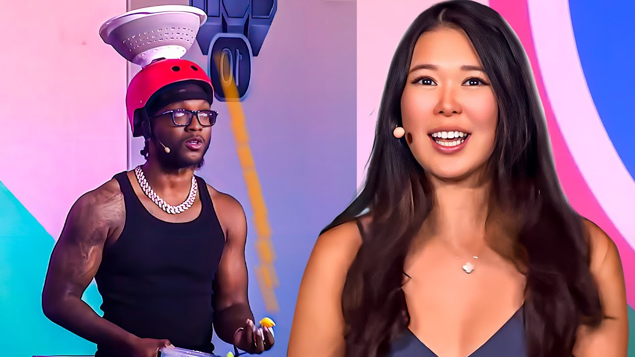 Extra Emily Host's Her Own Show At TwitchCon