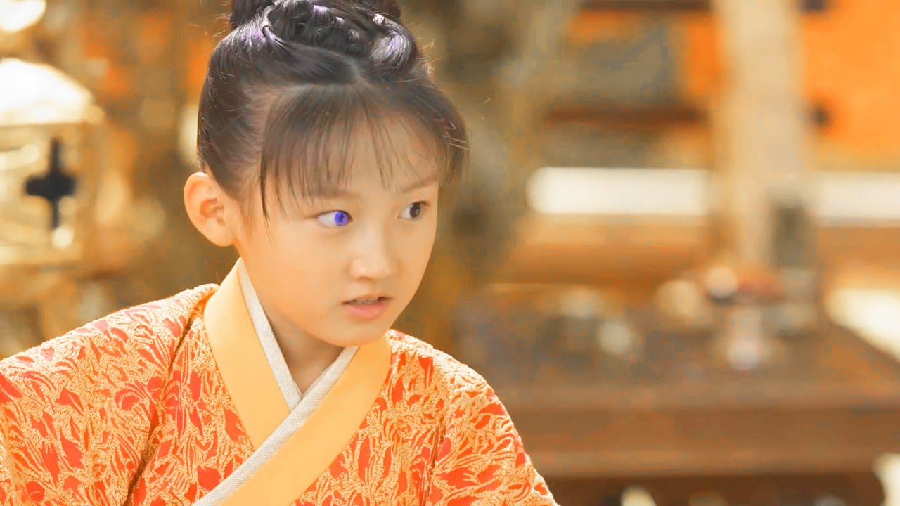 Little girl who was despised by others grew up to become most noble and powerful woman in the world!
