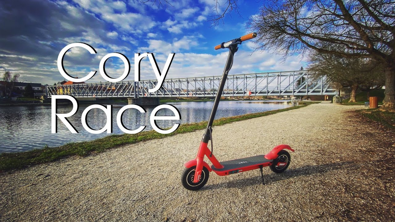 Cory Race - zabiják Mi Scooter Pro - rozbalení a první jízda
