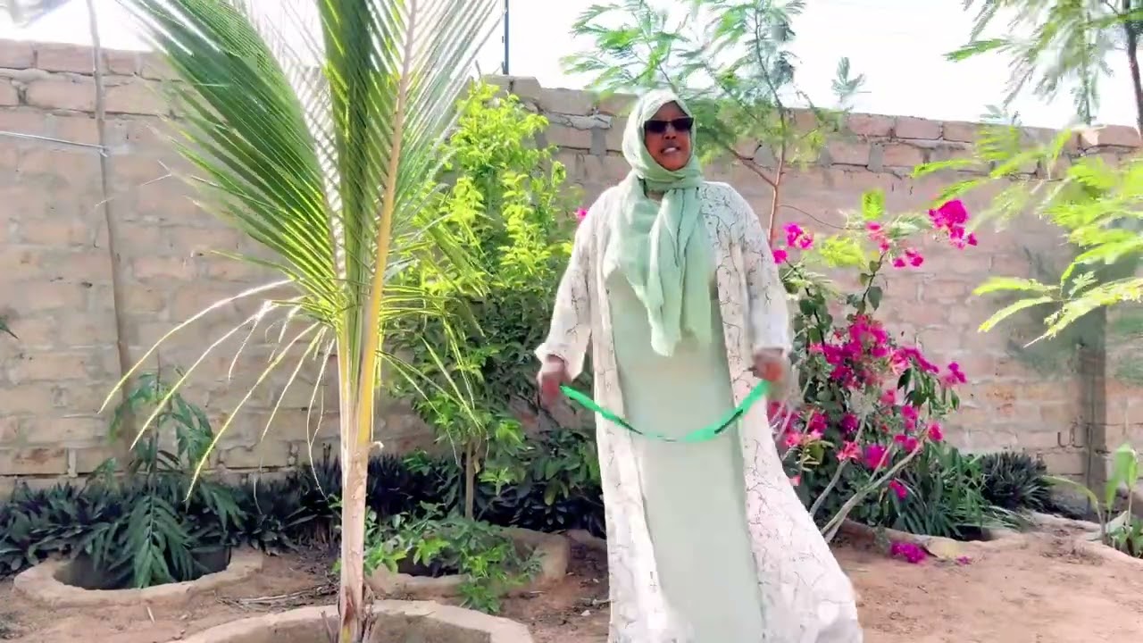 CALEENTII FADUMO OO LAGU CAATOOBAYEY AYAAN BILAABAY CABIRKAYGA IYO CANBUURKAYGA IGU DHAGAN ILA SOCDA