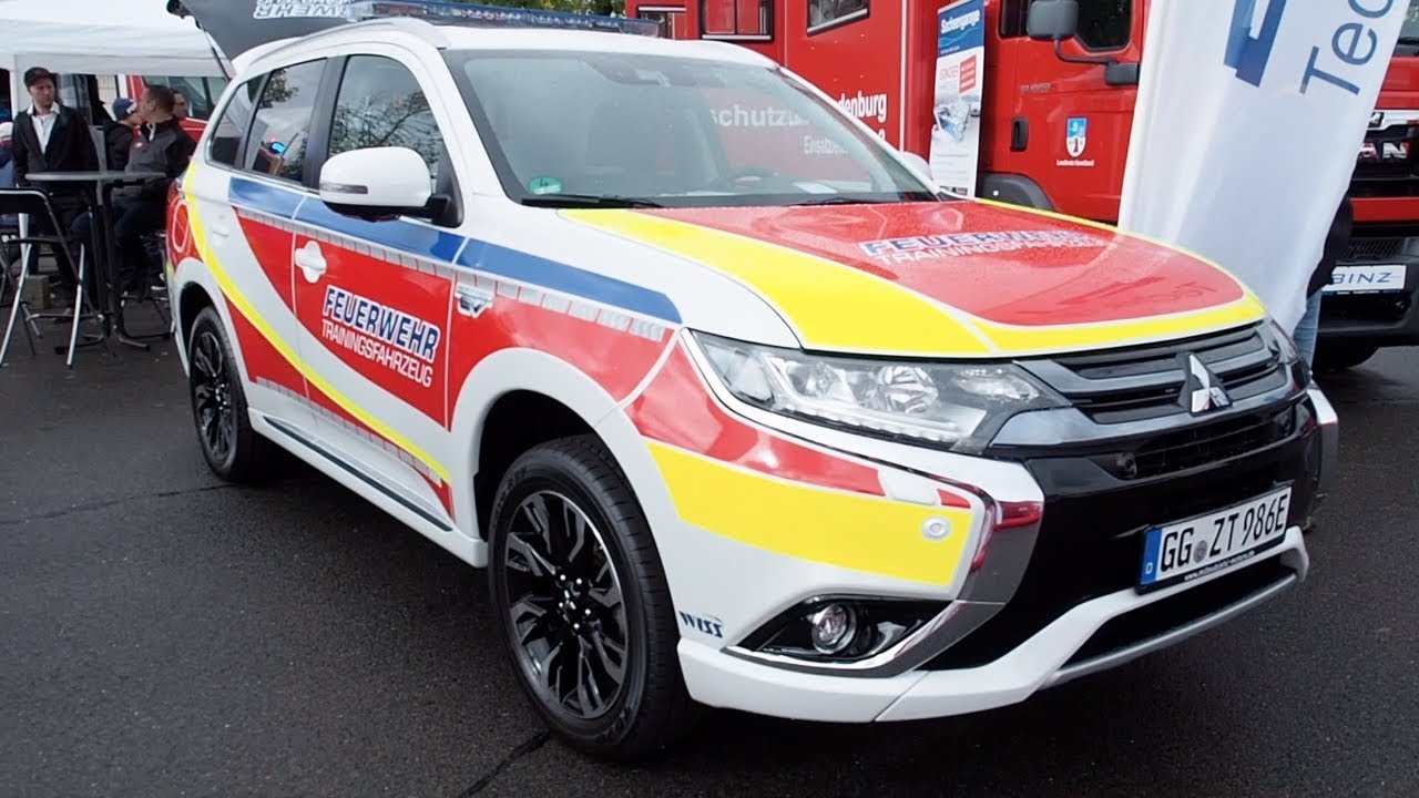 Mitsubishi Outlander Feuerwehr 2017 In detail review walkaround Interior Exterior