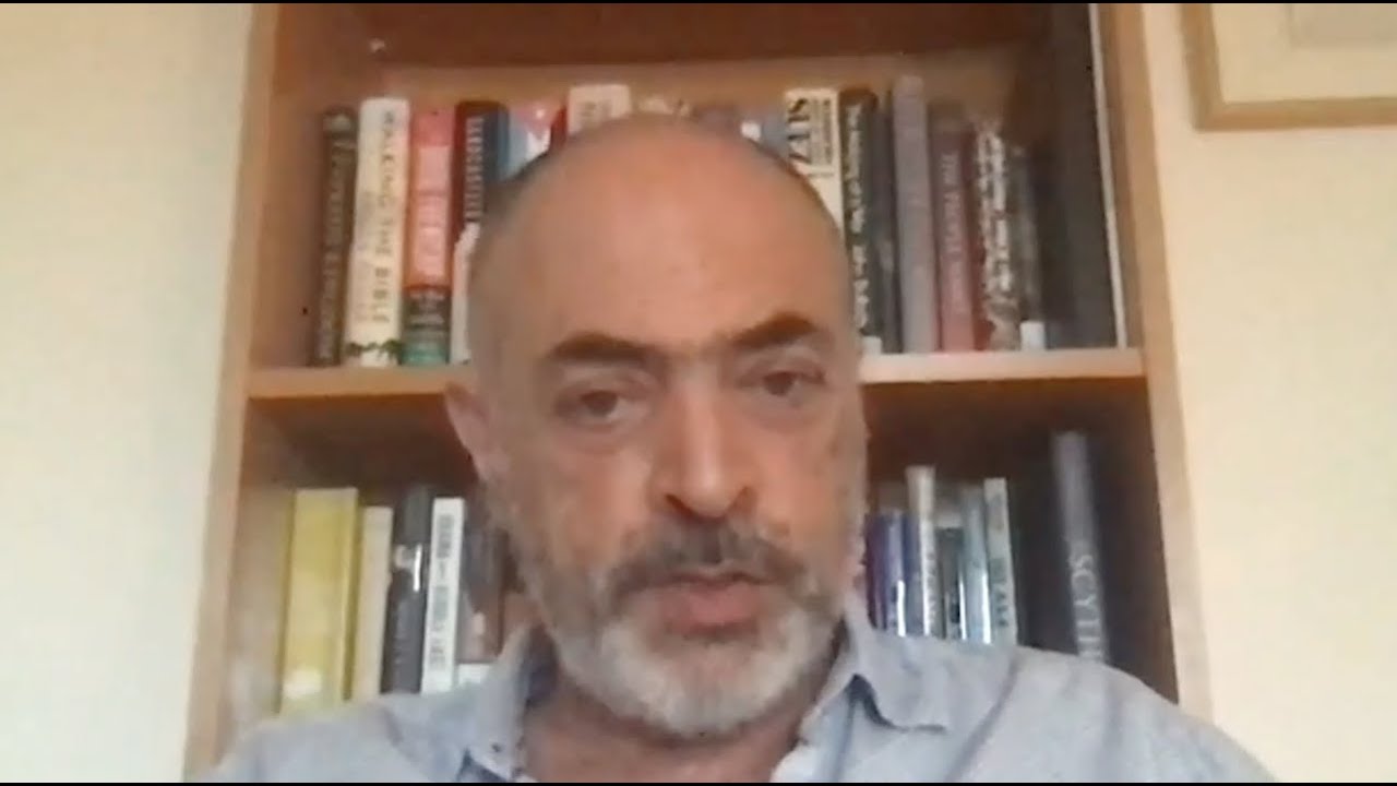 Examples of Cult Thinking and Behaviour in Politics