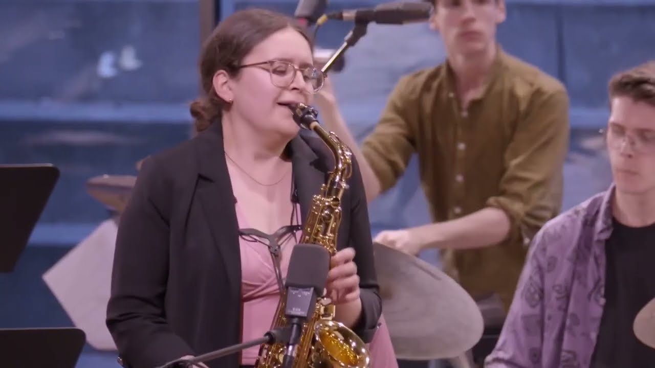 Salto - HfMT Big Band feat Lucas Brum