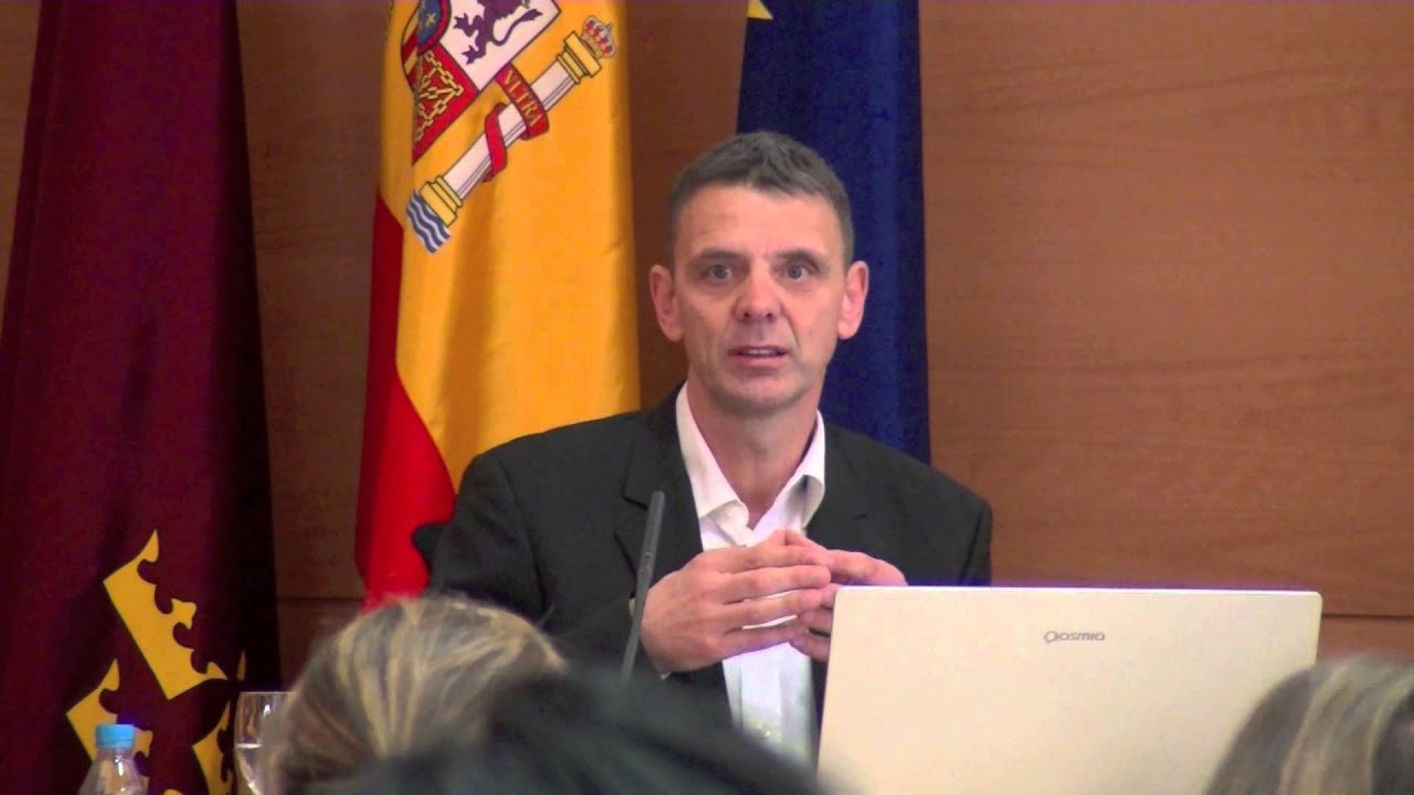Conferencia 'La ciudadan&iacute;a europea', Klaus Schriewer (Director C&aacute;tedra Jean Monnet UMU)