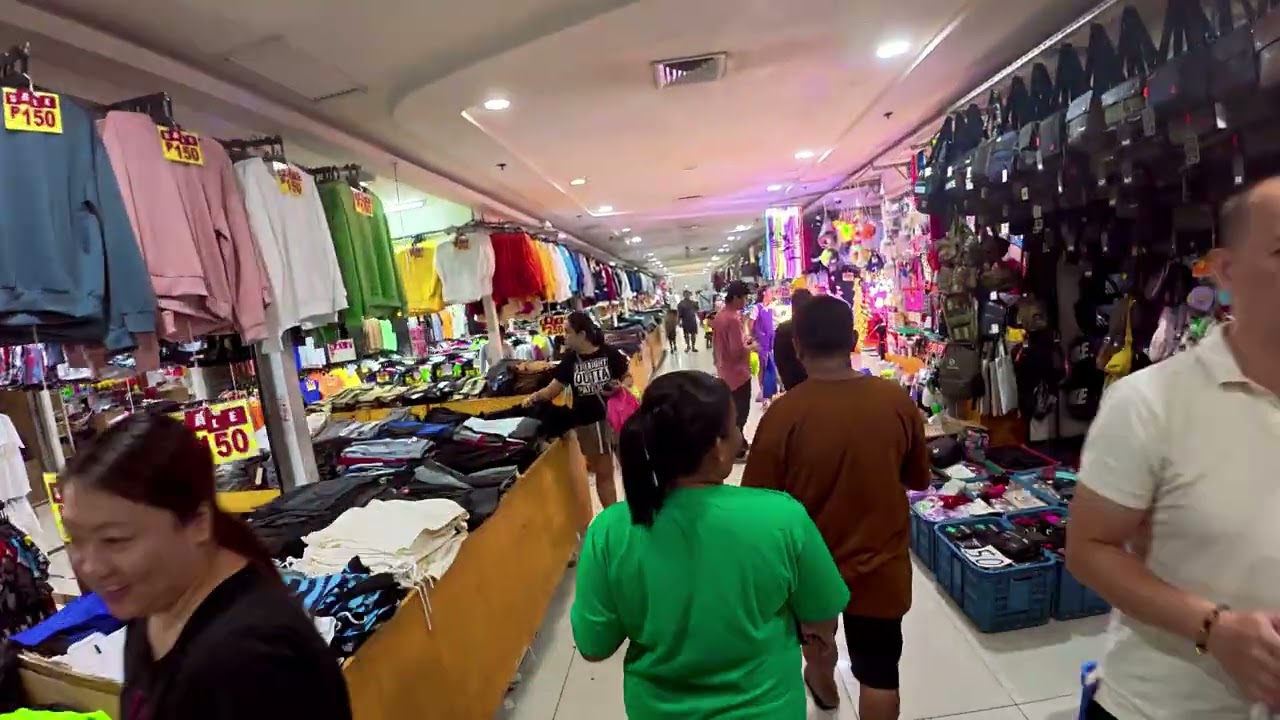 Manila Walk: Divisoria Mall (First Person POV)