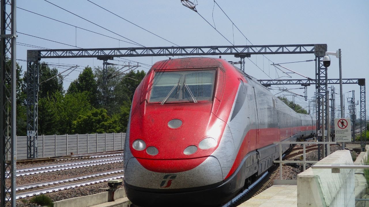 TRENI ALTA VELOCITA' in ARRIVO e PARTENZA a REGGIO EMILIA AV MEDIOPADANA