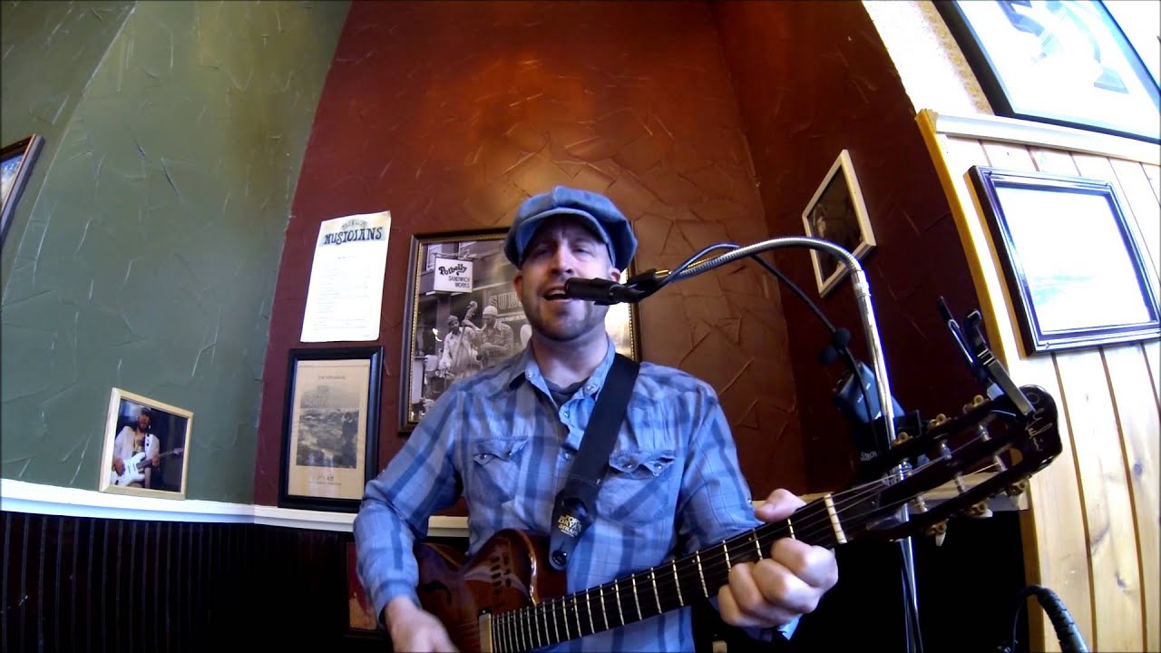 Hold Me Now -Thompson Twins cover live at Potbelly
