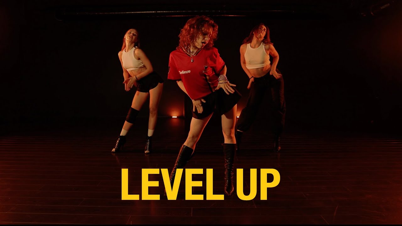 Ciara &ndash; Level Up | Vogue by Tasha Bonchinche