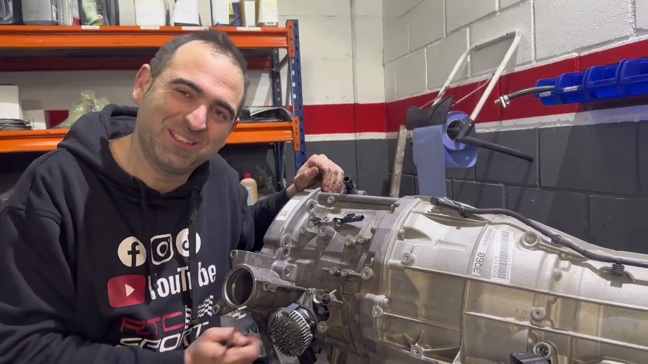 Enseñando la sustitución del sensor de temperatura del motor eléctrico del e-tron!!!!