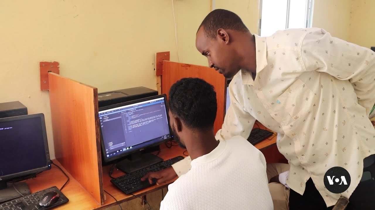 Somali refugee overcomes challenges, helps youth learn digital skills