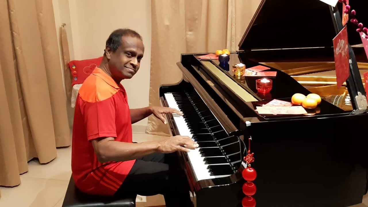 Piano Doctor - The Moon Represents My Heart