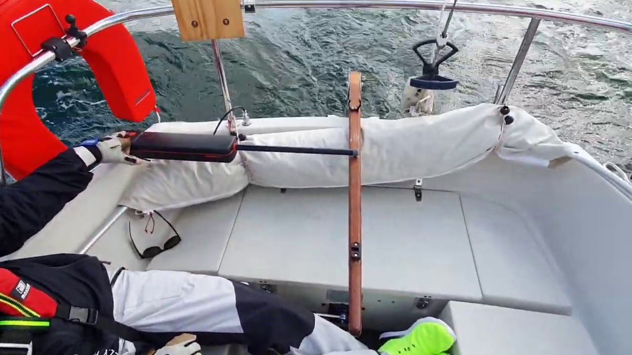 Sailing River Song - Captain's Special Autohelm 1000