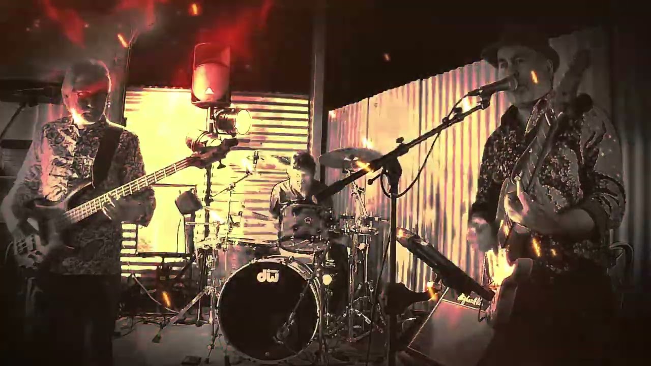 Lucille cover by The Hustlers