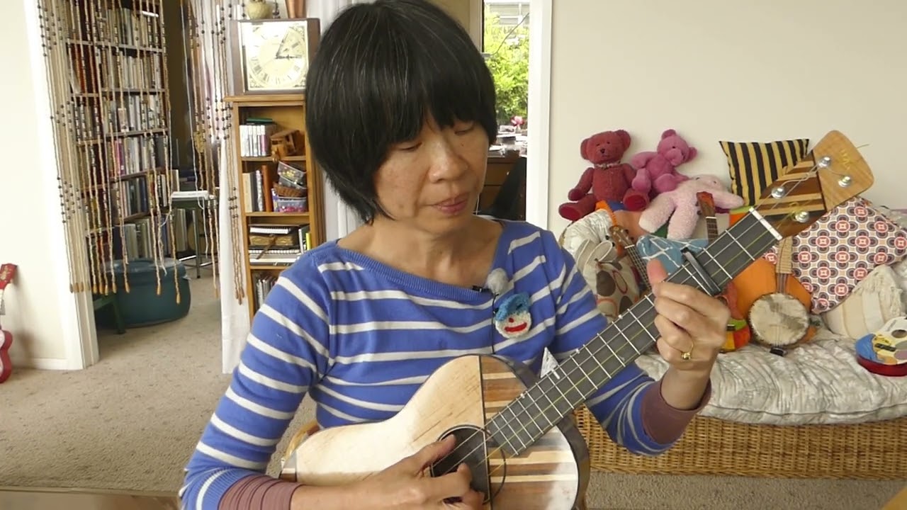 star LULUC baritone ukulele cover