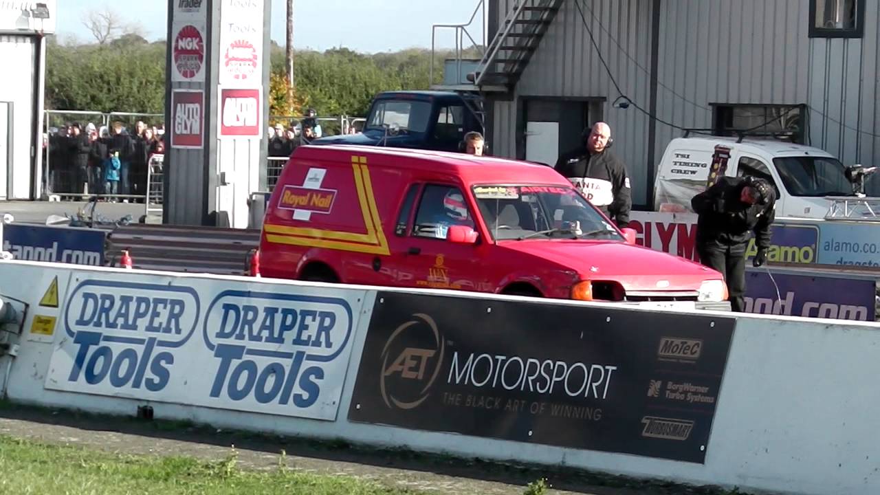 ROYAL NAIL MK4 ESCORT VAN - SANTA POD FLAME N THUNDER 2012