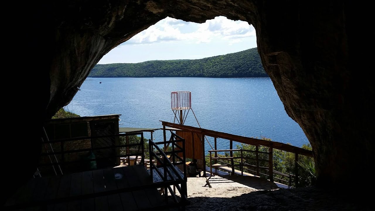 DJI Mini 2 Cinematic 4k Footage Pirate Cave - Lim Fjord Croatia